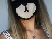 Amallllia в подъезде