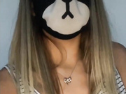 Amallllia в подъезде