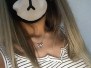 Amallllia в подъезде