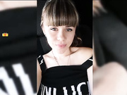 VaniLLa_sexy ласкает себя в машине-23
