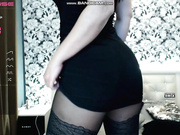 Sestrichka танцует в колготках