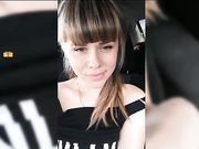 VaniLLa_sexy ласкает себя в машине-24