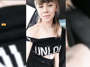 VaniLLa_sexy ласкает себя в машине-24