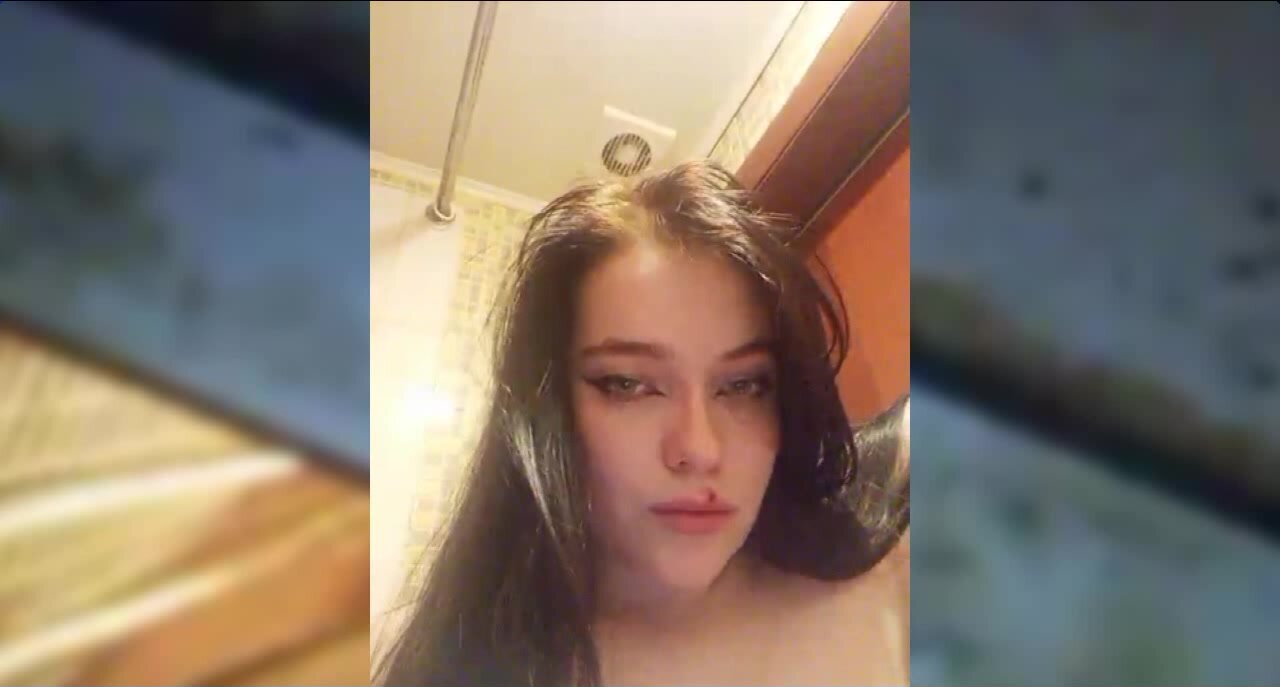 nadezhdamrrr расческу в попку