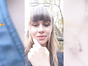 VaniLLa_sexy ласкает себя на прогулке