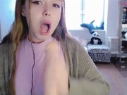 Kiska-Sofia берет в ротик-2