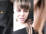 VaniLLa_sexy ласкает себя в машине-26