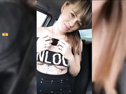 VaniLLa_sexy ласкает себя в машине-26