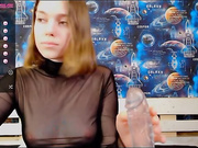 Vladlena_всовывает дилдо в попку