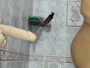 RedHeadGirl с дилдо в душе