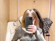 Lilbaby в примерочной