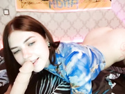 Villanelle сочно сосет дилдо(нарезка)