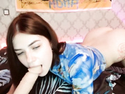 Villanelle сочно сосет дилдо(нарезка)