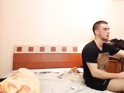 парочка развлекается