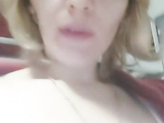 LILI.