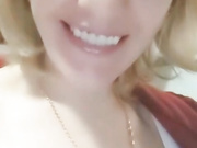 LILI.