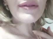 LILI.