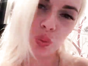 VikkiBells