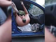 AlisaFist кабачок в киску-2