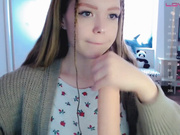 Kiska-Sofia пробка в попку+трах киски