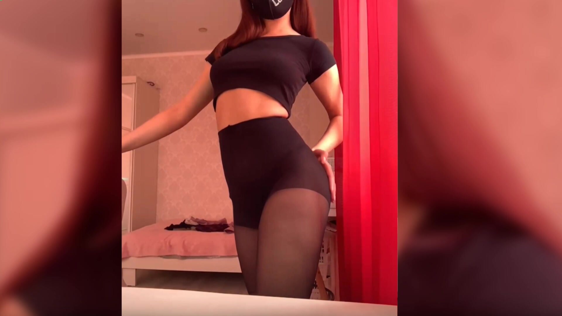 WinterCherry1 попка в колготках