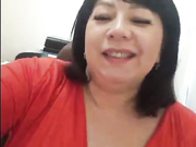 На работе крутит своей огромной попкой milediledi