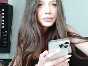 Isia_Slay