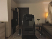 -Enjoy насаживается на дилдо