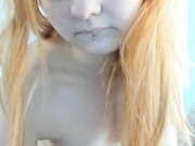NeKarina голая с дилдо