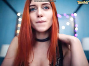 Стонет от вибратора