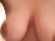 Голая в ванной