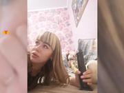 Vanilla_sexy сосет дилдо пока муж имеет ее сзади