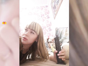 Vanilla_sexy сосет дилдо пока муж имеет ее сзади