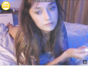 Webcamslut красиво мастурбирует