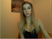 babygold33 ласкает себя в привате