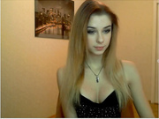 babygold33 ласкает себя в привате