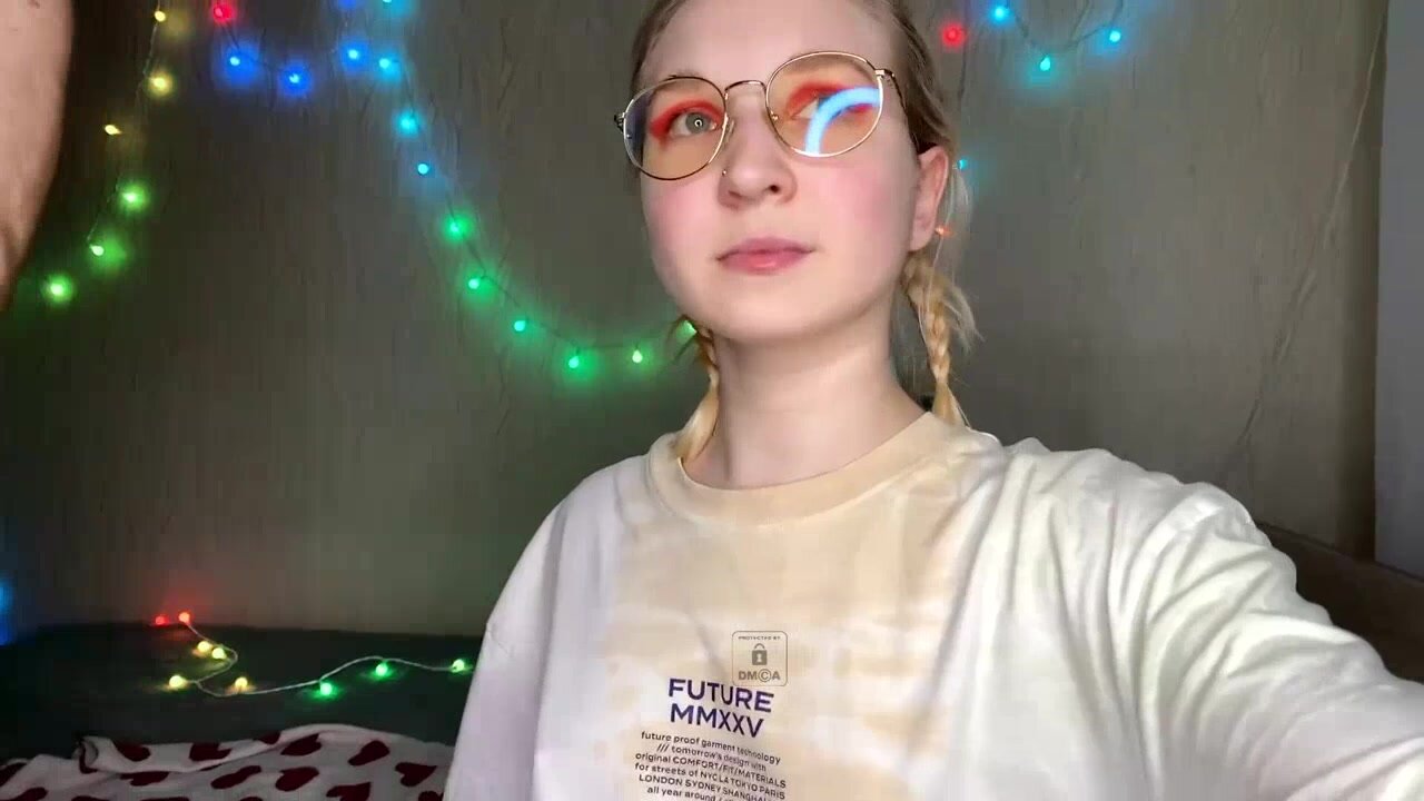 Cherry_Moonn