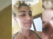 Crazy_Angel  сосет дилдо