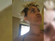 Crazy_Angel  сосет дилдо