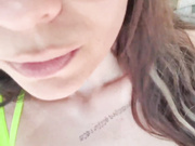 vipbrunetka