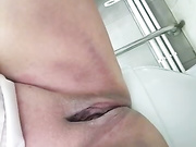 Мамочка брызнула