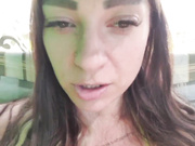 vipbrunetka