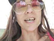 vipbrunetka