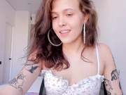 adriana_hill