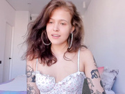 adriana_hill