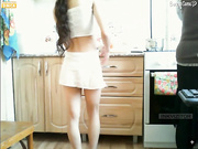 Leilaseks (типа мама с дочей...постанова..)