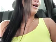 KROSHKA_N пытается не спалится в такси