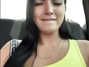 KROSHKA_N пытается не спалится в такси