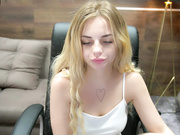 NikkyGirl