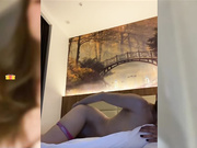 BadLi обнаженная на кровати-2